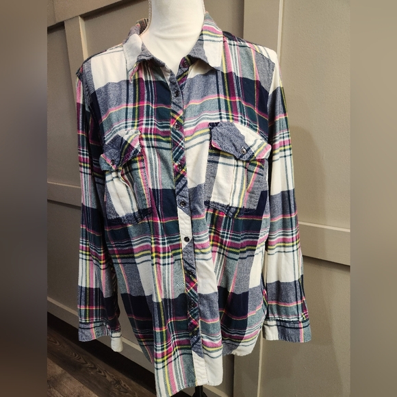 Maurices Multicolored Flannel. Size 2X. Super Cute! - Picture 4 of 8